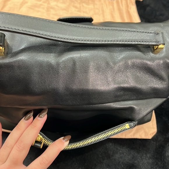 miu miu vitello soft top handle bag in black with crossbody strap - Picture 5 of 10